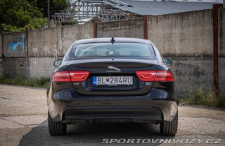 Jaguar XE 2.0 I4D Prestige AT 2018