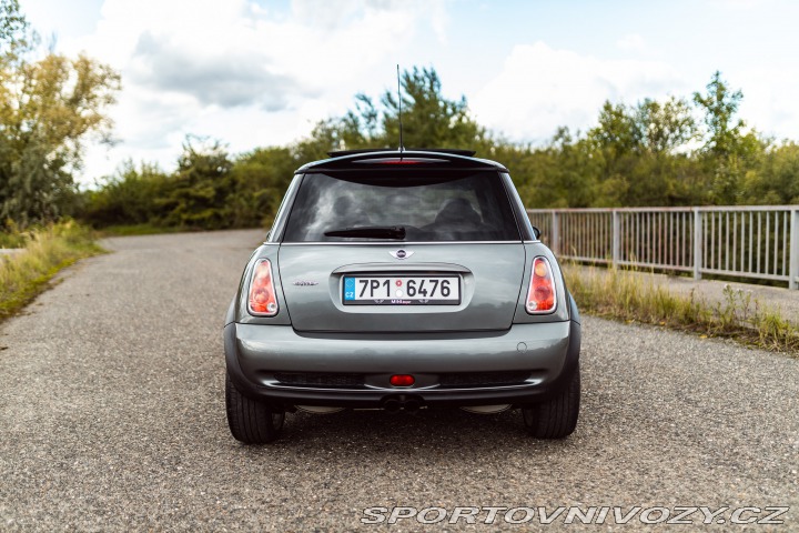 Mini Cooper Cooper S JCW R53 2006
