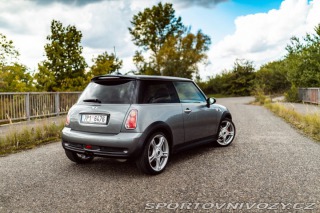 Mini Cooper Cooper S JCW R53 2006