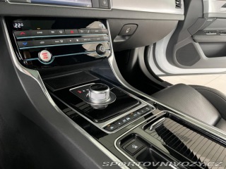 Jaguar XF 30d R-SPORT*Panorama*Meri 2016