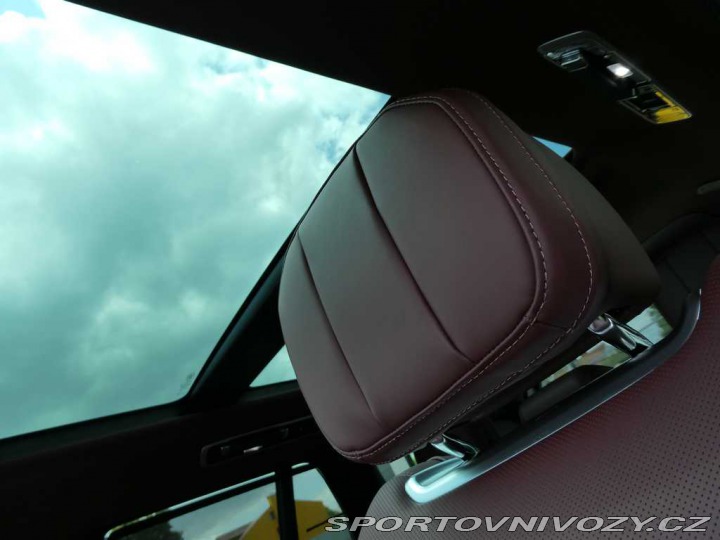 Ostatní značky Ostatní modely Land Rover Range Rover 3,0 HSE P460e 2025