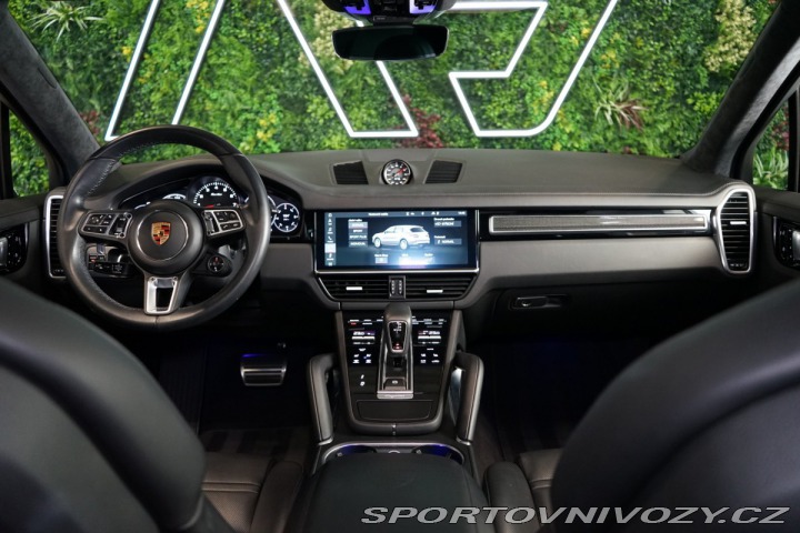 Porsche Cayenne TURBO*PDCC*PSCB*NEZ.TOP*P 2020