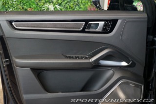 Porsche Cayenne TURBO*PDCC*PSCB*NEZ.TOP*P 2020