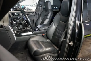 Porsche Cayenne TURBO*PDCC*PSCB*NEZ.TOP*P 2020