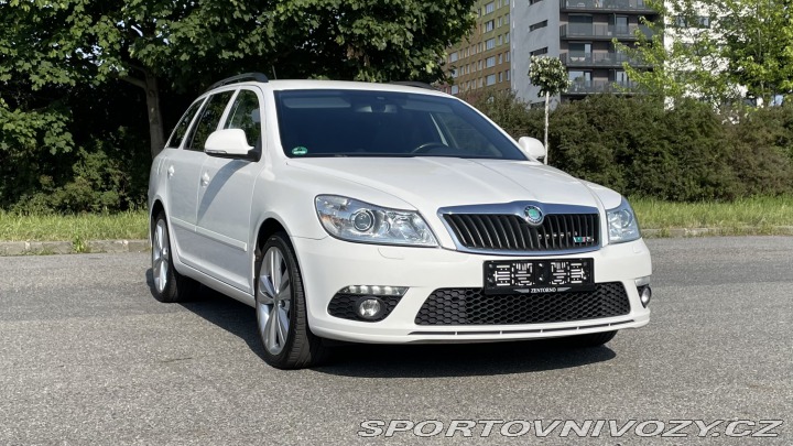 Škoda Octavia RS 2.0TDI RS DSG 2012