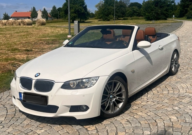 BMW 3 E93 325i