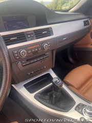 BMW 3 E93 325i 2009