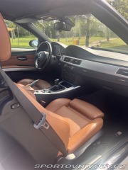 BMW 3 E93 325i 2009
