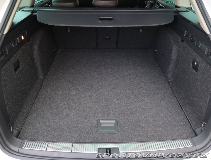 Škoda Superb Laurin&Klement 2.0 TS 2016
