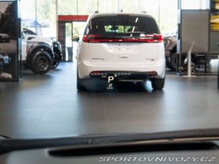 Chevrolet Corvette 6.2 Stingray C8 3LT Z51 V 2022
