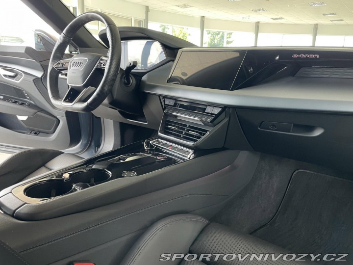 Audi e-tron GT Quattro*350kW*Vzduch*Nigh 2022