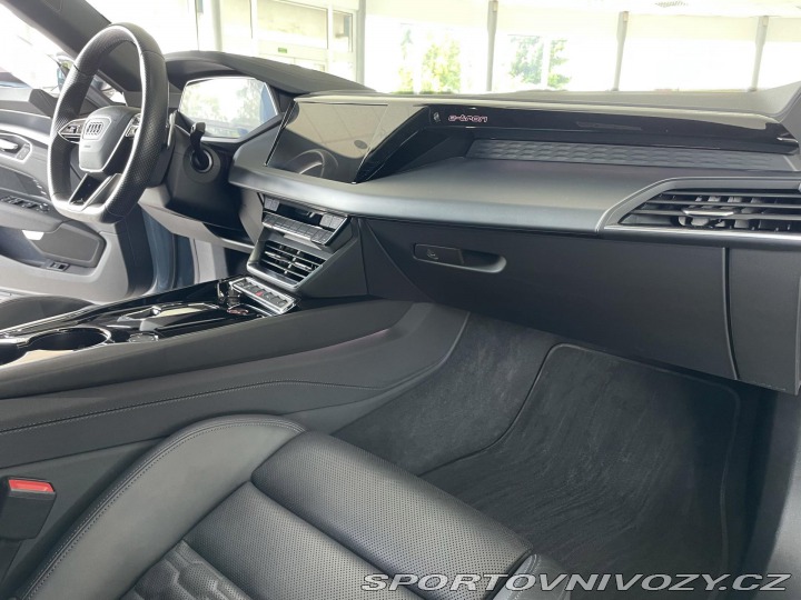 Audi e-tron GT Quattro*350kW*Vzduch*Nigh 2022