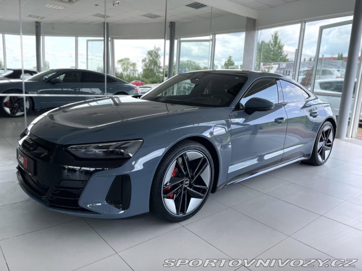 Audi e-tron GT Quattro*350kW*Vzduch*REZE 2022