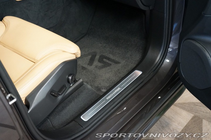 Volvo Ostatní modely XC90 T8*RECHARGE*R-DESIGN*PANO 2024