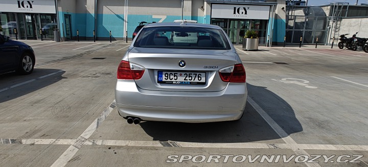 BMW 3  2005