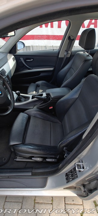 BMW 3  2005