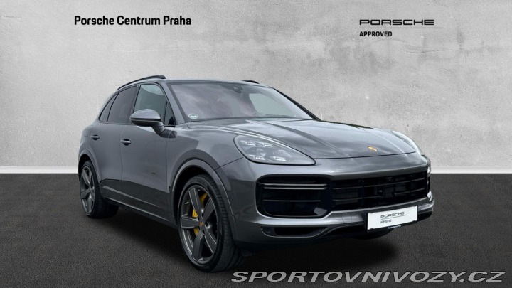 Porsche Cayenne Turbo 2021