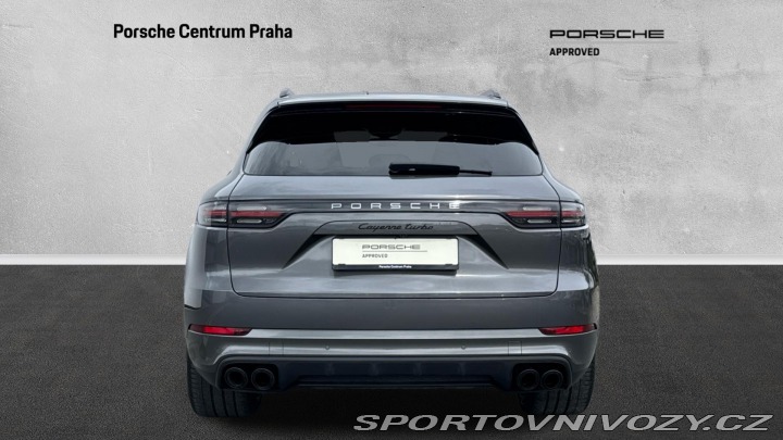 Porsche Cayenne Turbo 2021