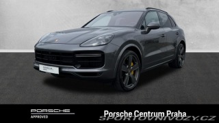 Porsche Cayenne Turbo 2021