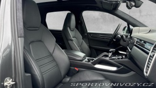 Porsche Cayenne Turbo 2021