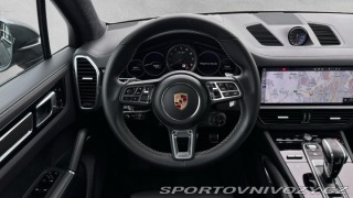 Porsche Cayenne Turbo 2021