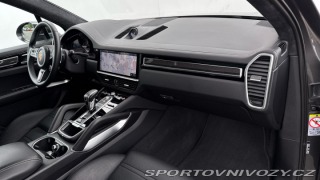 Porsche Cayenne Turbo 2021