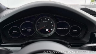 Porsche Cayenne Turbo 2021
