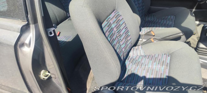Mazda 323 323 BG 1992