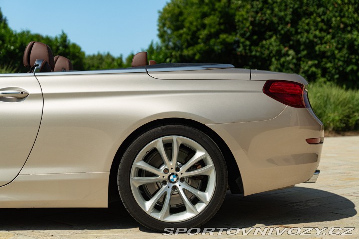 BMW 6 650i CABRIOLET 2011