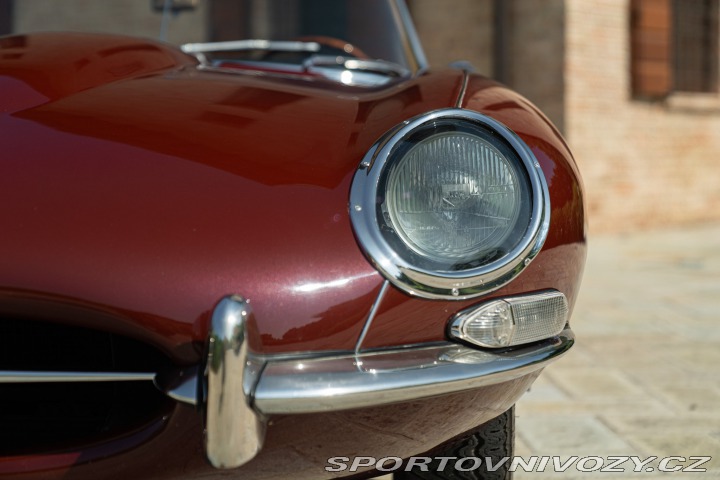 Jaguar E-Type SPIDER 1964