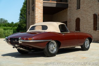 Jaguar E-Type SPIDER 1964