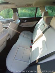 Mercedes-Benz E 3,0 4MATIC kombi, světl 2010