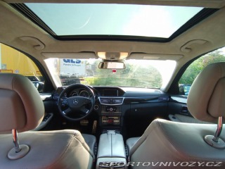 Mercedes-Benz E 3,0 4MATIC kombi, světl 2010