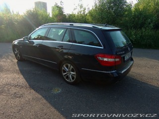 Mercedes-Benz E 3,0 4MATIC kombi, světl 2010