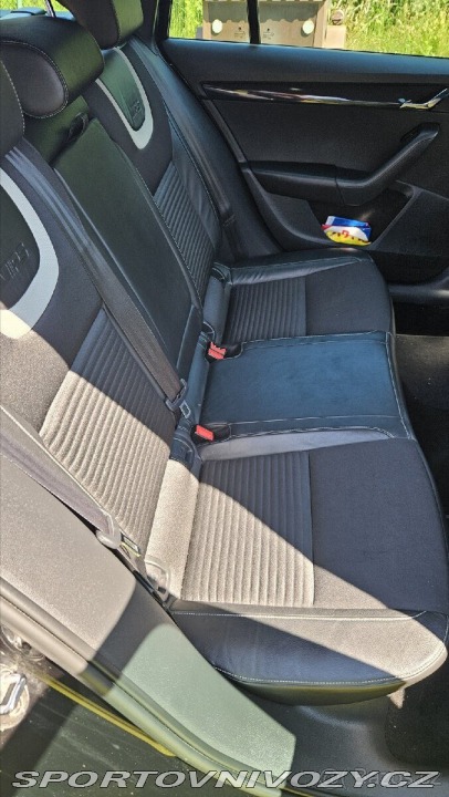 Škoda Ostatní modely Octavia 2,0 III RS TDI 135kw 2013