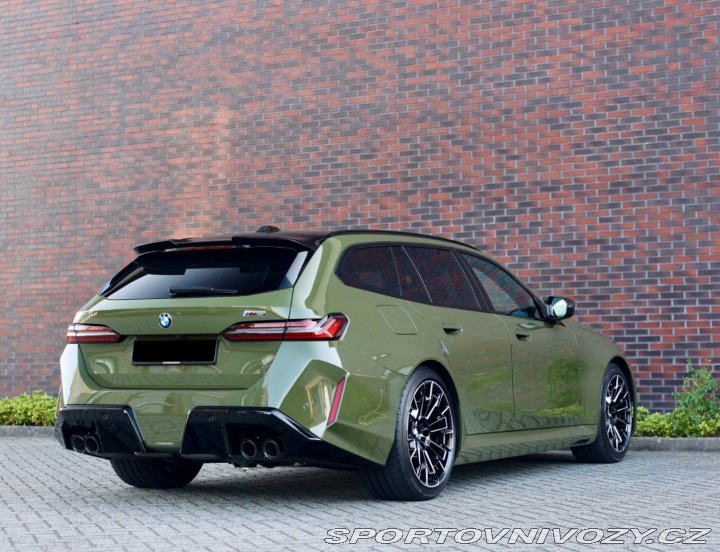 BMW M5 Touring | Urban Green - 2025
