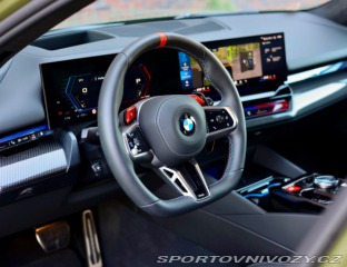 BMW M5 Touring | Urban Green - 2025