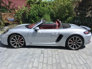 Porsche 718 718S
