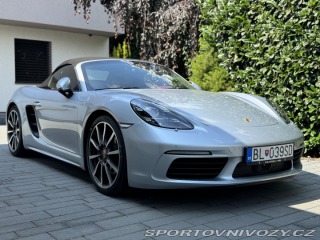 Porsche 718 718S 2016