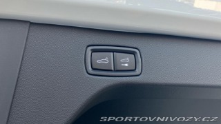 Porsche Macan 4S 2025