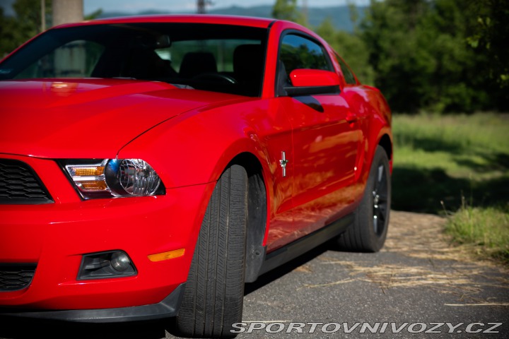 Ford Mustang 3.7 V6 2011