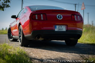 Ford Mustang 3.7 V6 2011