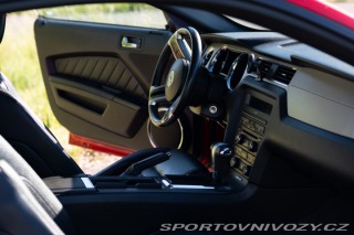 Ford Mustang 3.7 V6 2011