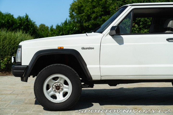 Ostatní značky Ostatní modely Jeep CHEROKEE TD 4WD 1993