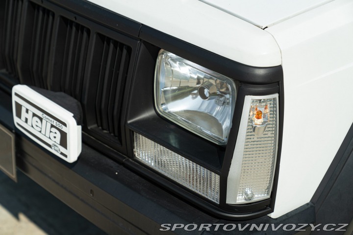 Ostatní značky Ostatní modely Jeep CHEROKEE TD 4WD 1993