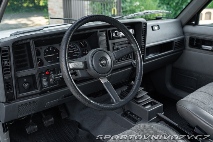 Ostatní značky Ostatní modely Jeep CHEROKEE TD 4WD 1993