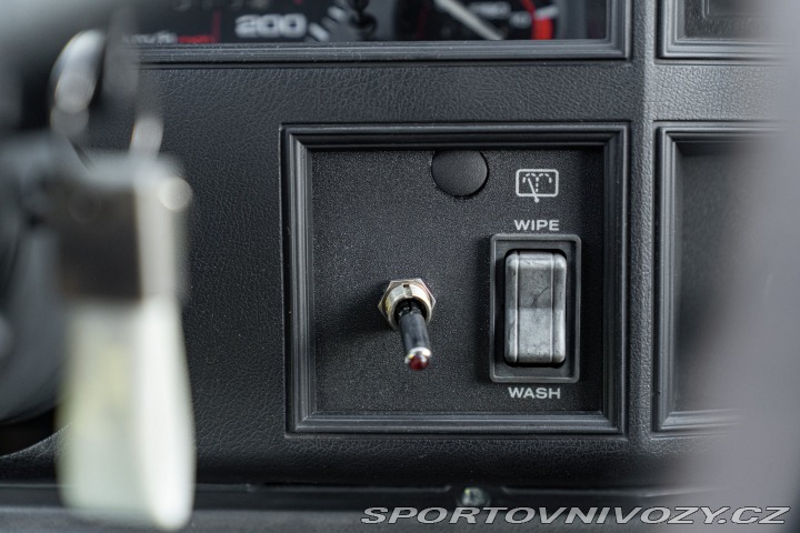Ostatní značky Ostatní modely Jeep CHEROKEE TD 4WD 1993