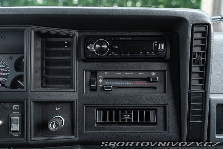 Ostatní značky Ostatní modely Jeep CHEROKEE TD 4WD 1993