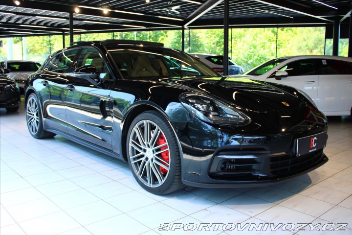 Porsche Panamera 4 Sport Turismo E-Hybrid 2018