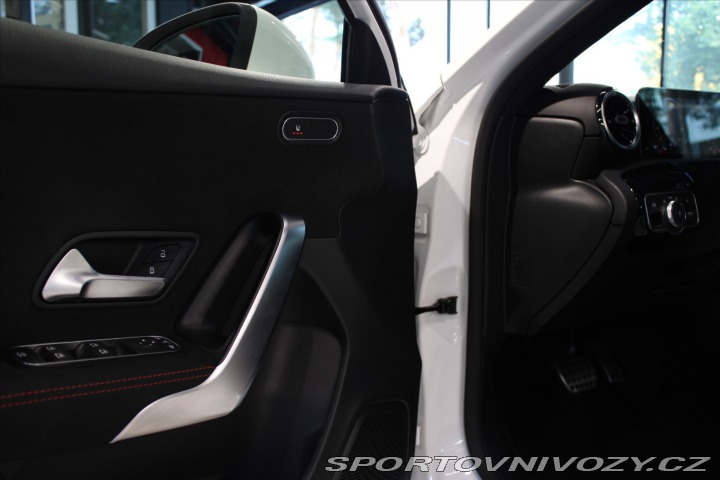 Mercedes-Benz A 200 AMG Line Fullservis / 2019